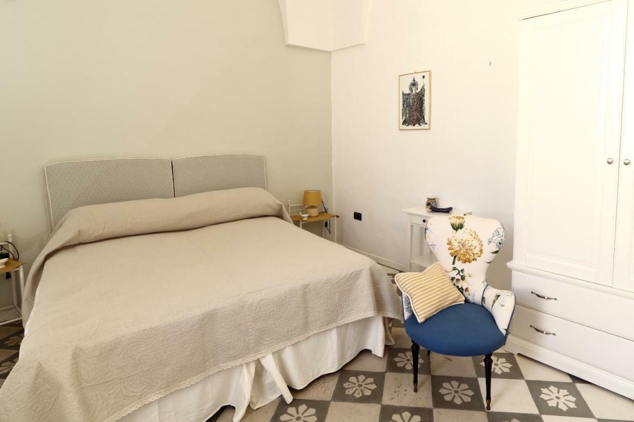 Slow Lecce - Old Town Apartment Sit Exterior foto